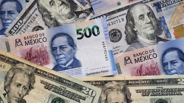 Can I Use US Dollars In Mexico?