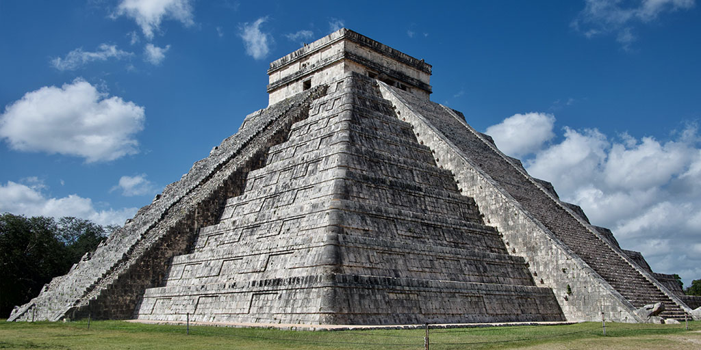 Mayan Marvels: Exploring Ancient Pyramids and Temples in Mexico 2