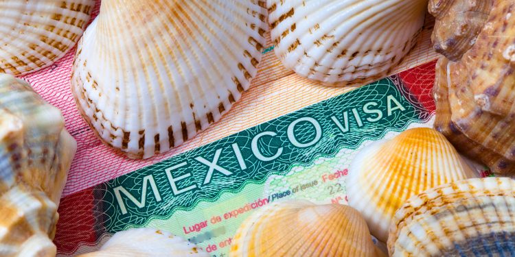 English-Speaking Support: Services For Travelers In Mexico